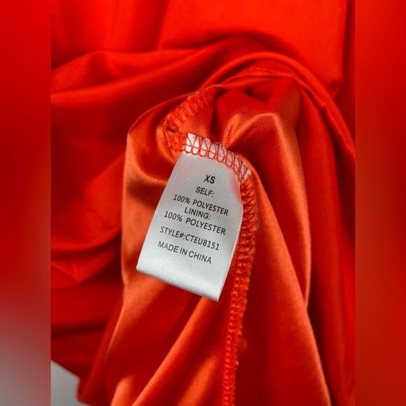 Elodie Off-Shoulder dress size xs - Picture 3 of 5